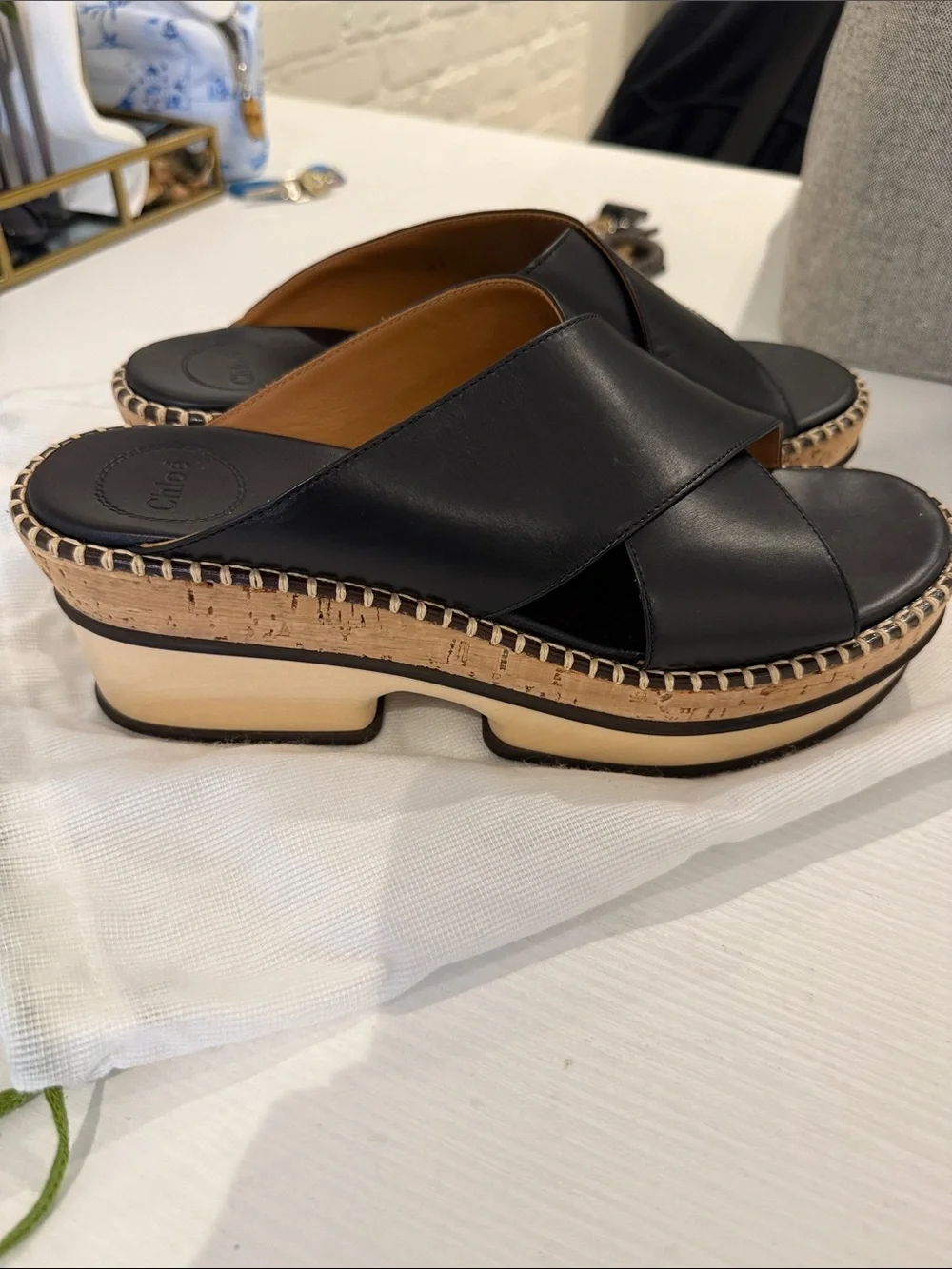 NWOB Chloe Laia Crisscross Leather Platform Sandals